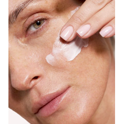 Увлажняющий солнцезащитный крем для лица  SPF 50 NEW