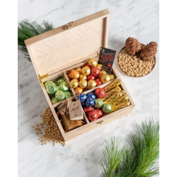 Деревянная шкатулка с конфетами, 920 г
